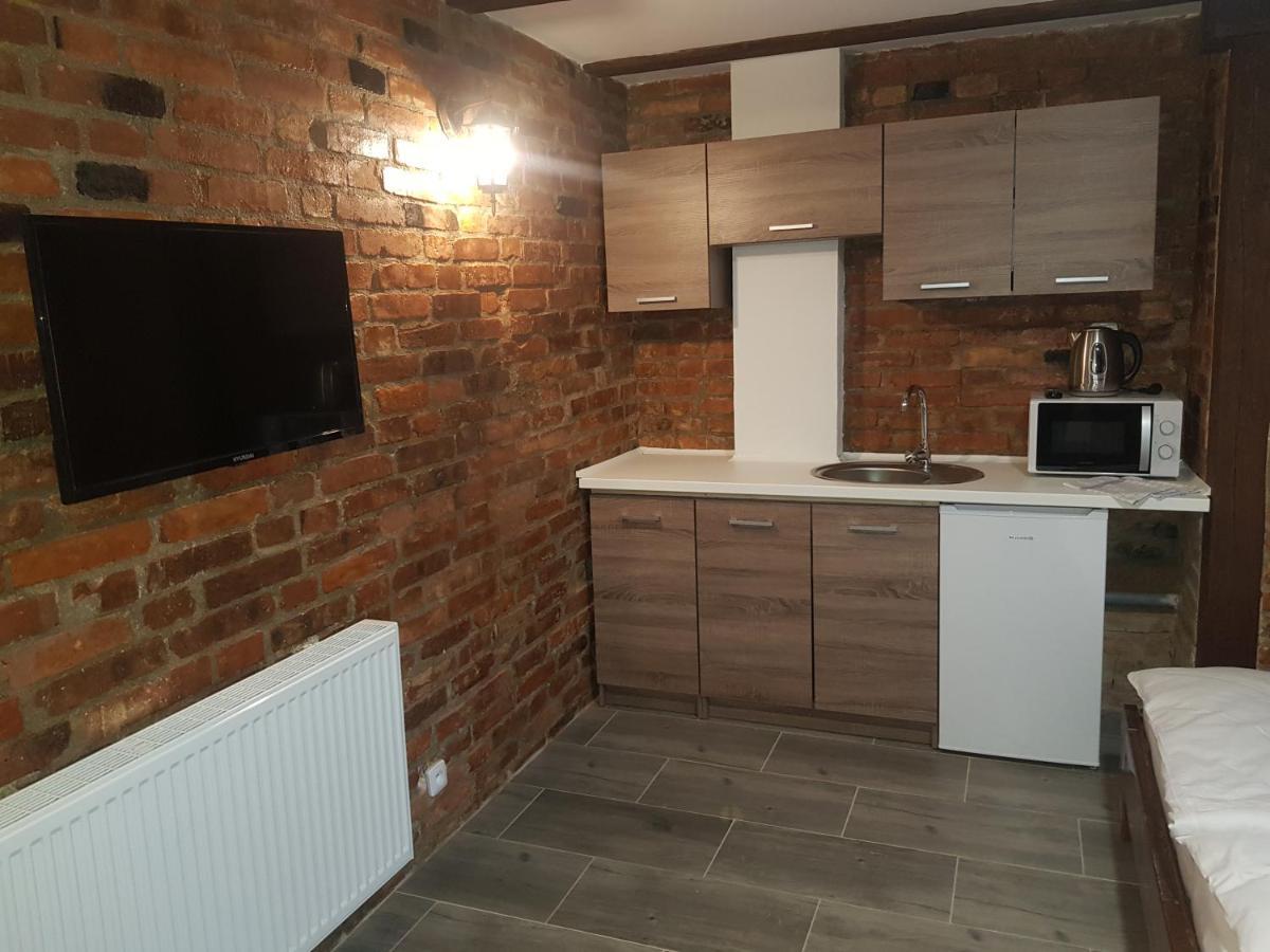 Penzion na statku Březová Brezova  Exterior foto
